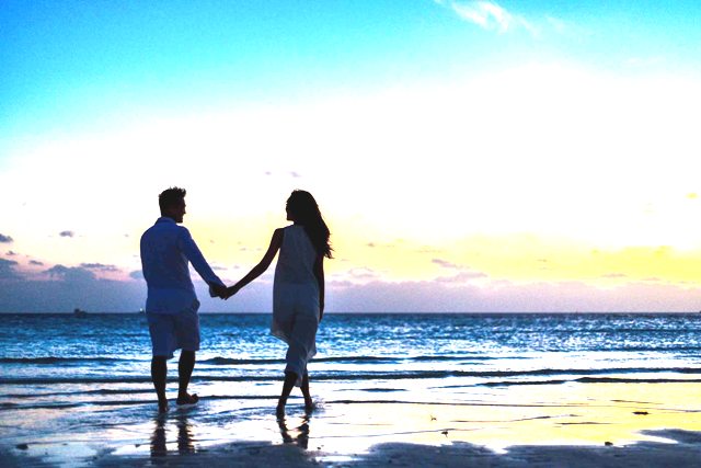 How to Find Love Coaching couple in love